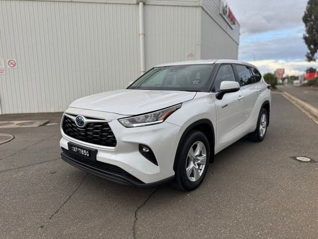 2024 Toyota Kluger GX AWD in White
