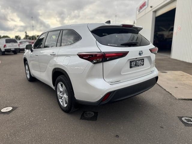 2024 Toyota Kluger GX AWD in White