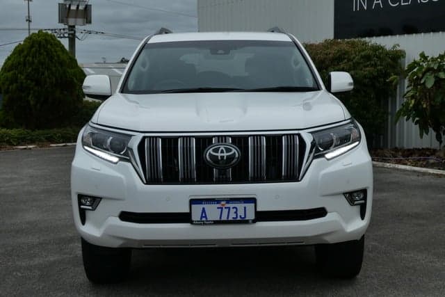 2022 Toyota Landcruiser Prado VX in White