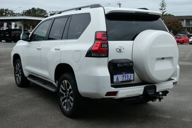 2022 Toyota Landcruiser Prado VX in White