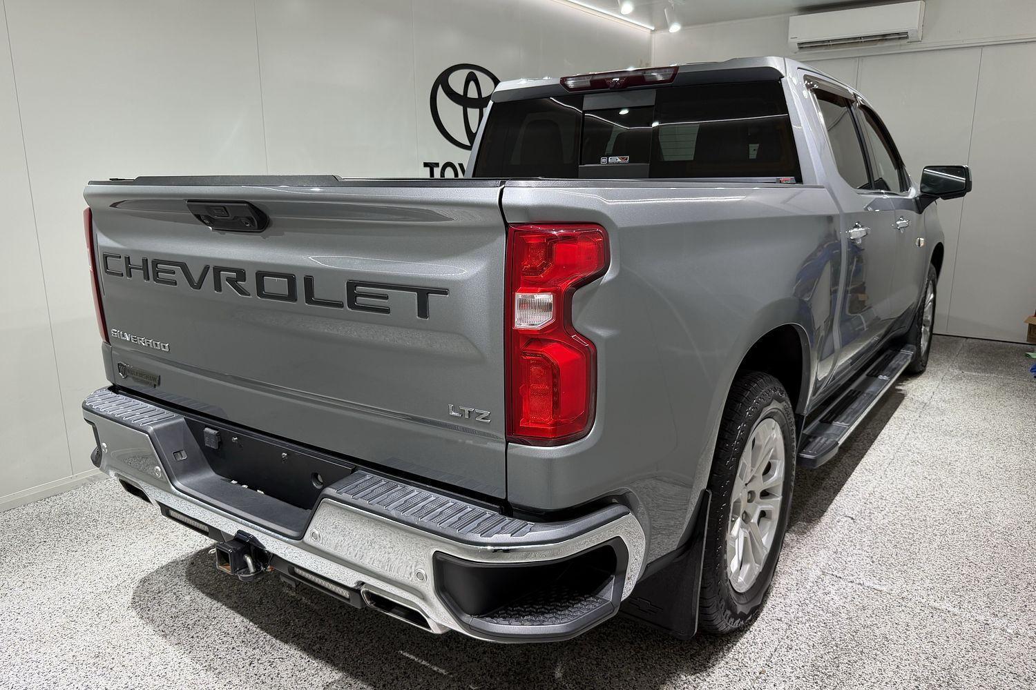 2022 Chevrolet Silverado 1500 LTZ Premium W/Tech Pack in Grey