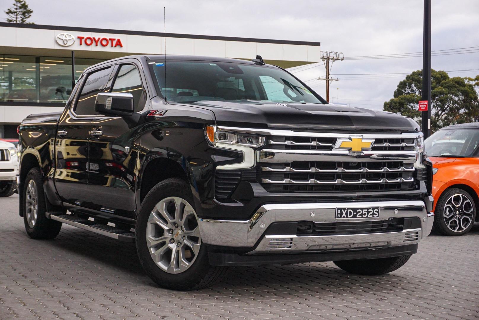 2024 Chevrolet Silverado 1500 LTZ Premium W/Tech Pack in Black