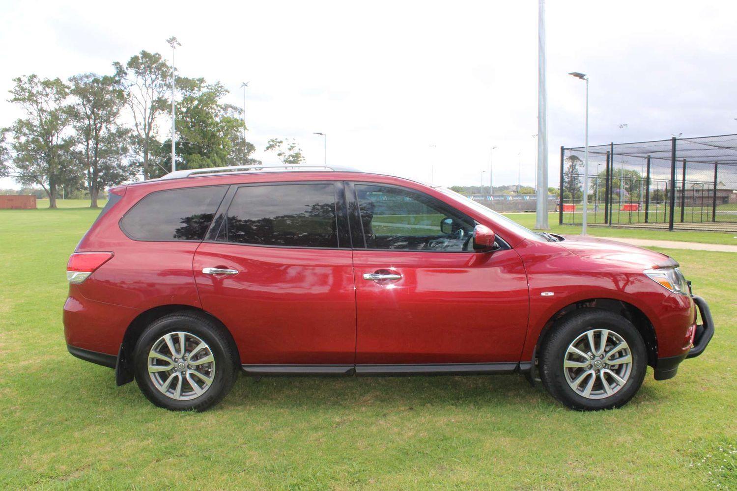 2014 Nissan Pathfinder ST in Other