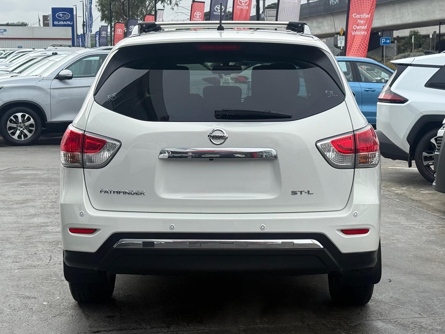 2014 Nissan Pathfinder ST-L in Other
