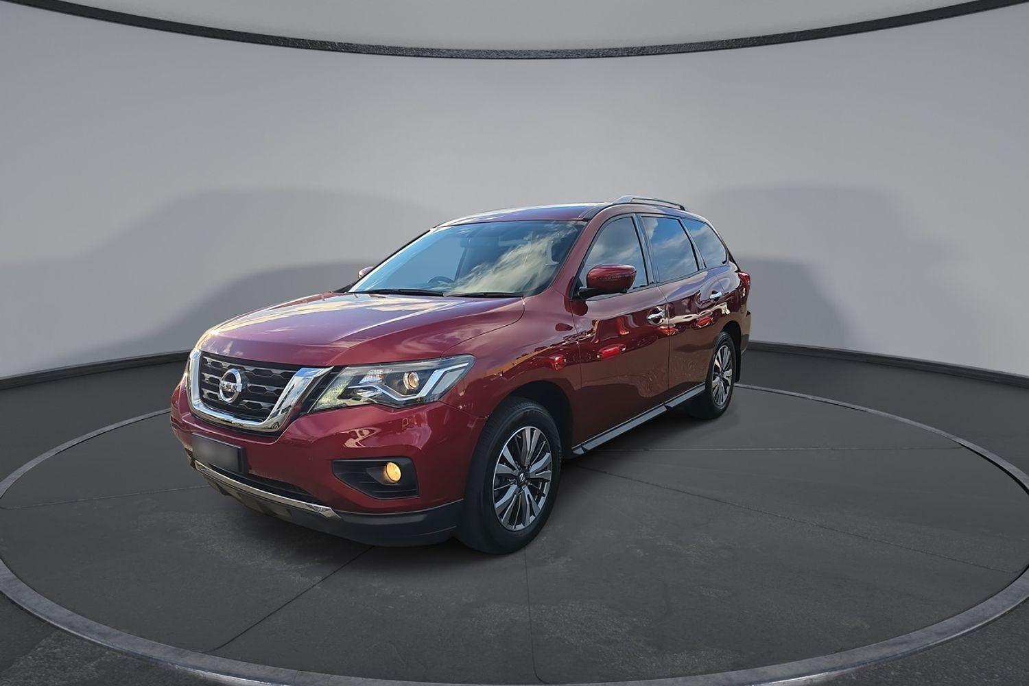 2018 Nissan Pathfinder ST-L in Red
