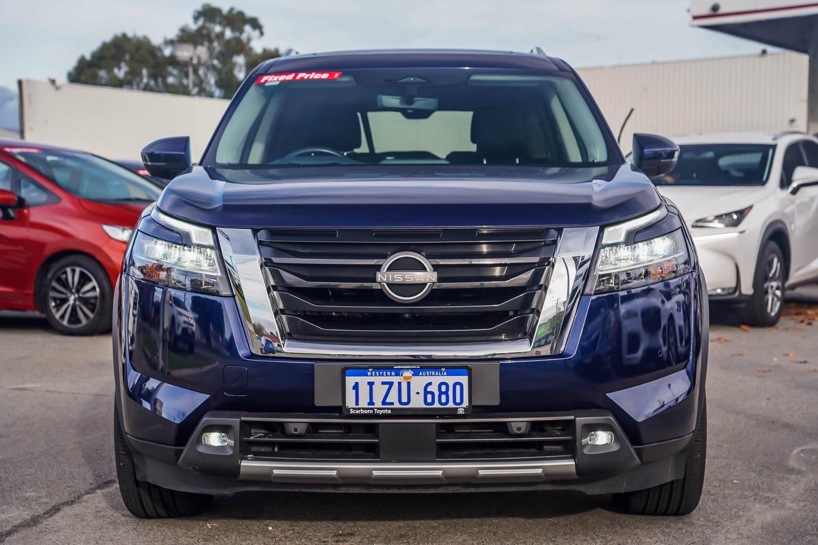 2023 Nissan Pathfinder Ti-L in Blue