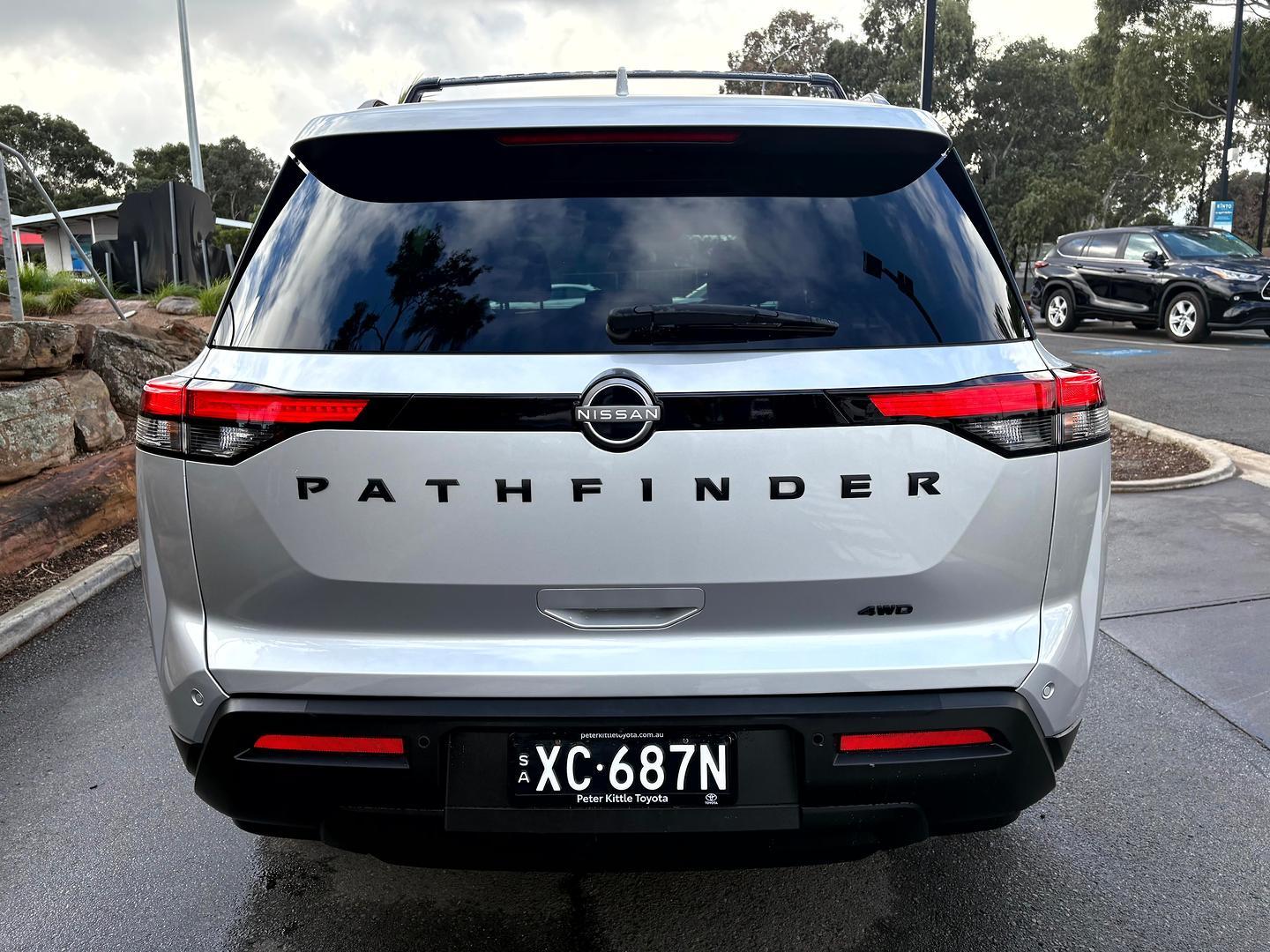 2022 Nissan Pathfinder ST-L in Other