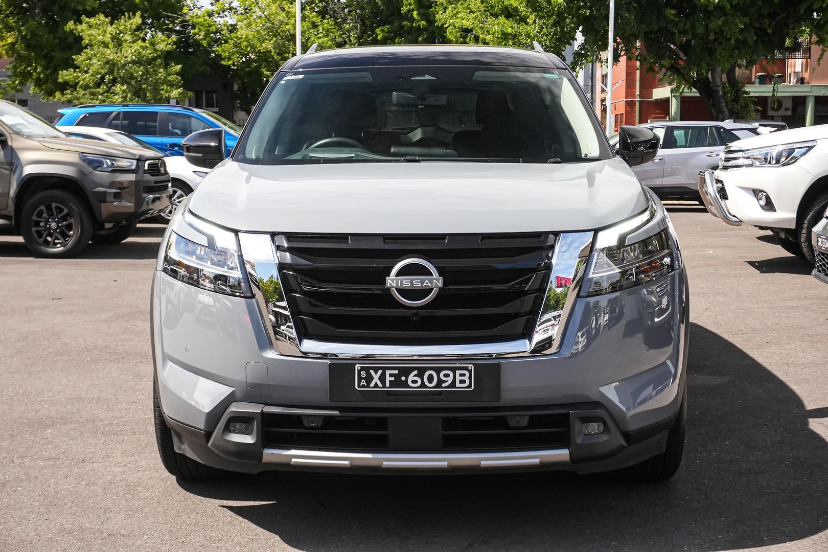 2023 Nissan Pathfinder Ti-L in Other