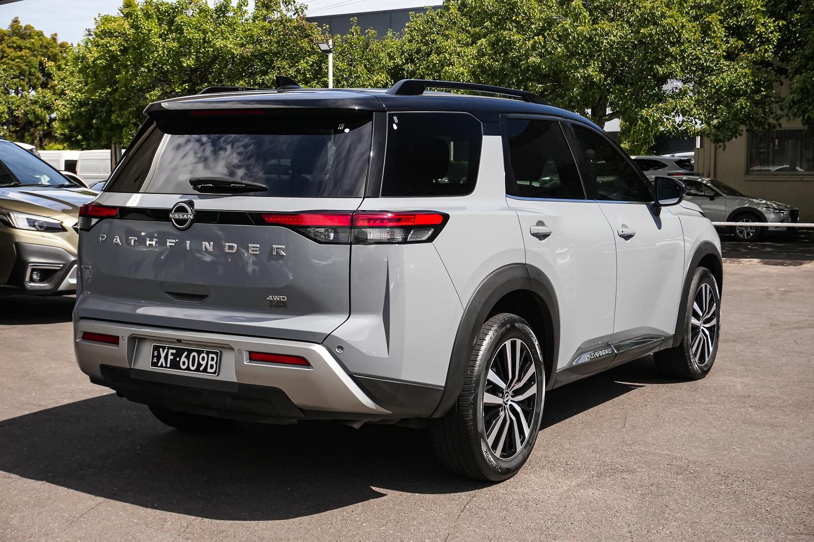 2023 Nissan Pathfinder Ti-L in Other