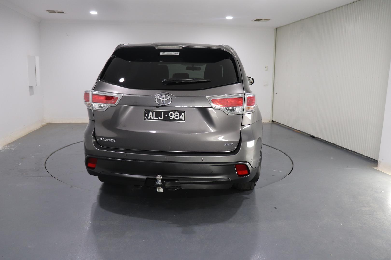 2016 Toyota Kluger GXL AWD in Grey