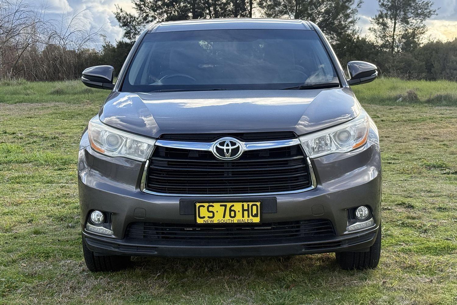 2014 Toyota Kluger GX in Grey