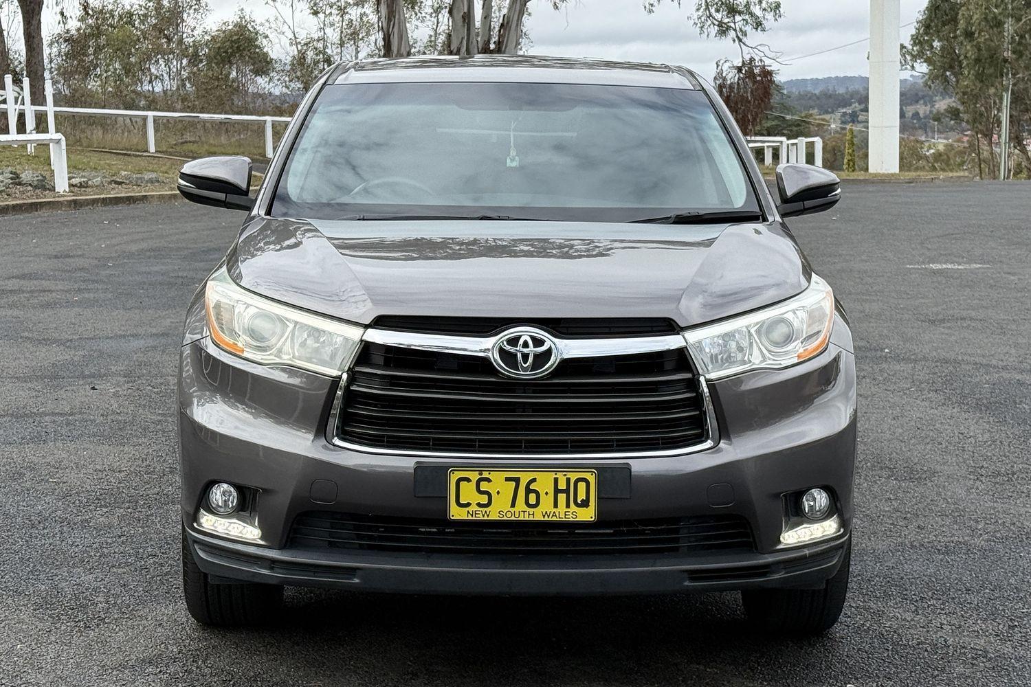 2014 Toyota Kluger GX in Grey