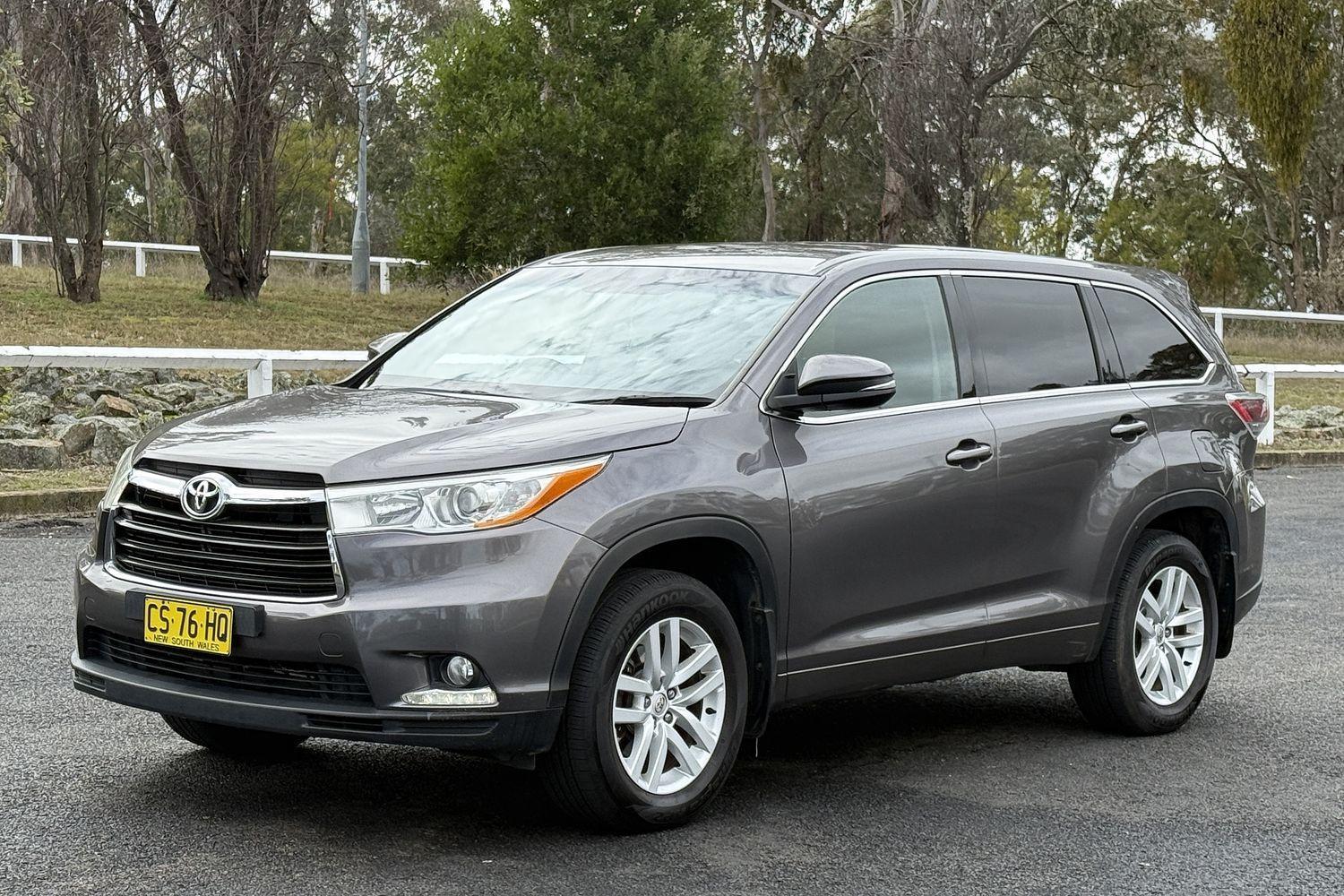 2014 Toyota Kluger GX in Grey