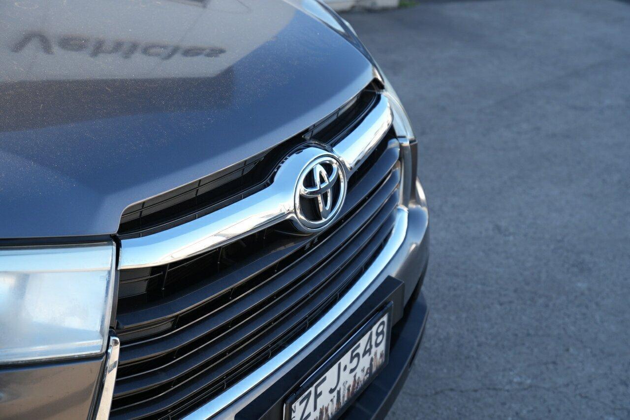 2016 Toyota Kluger GXL AWD in Grey