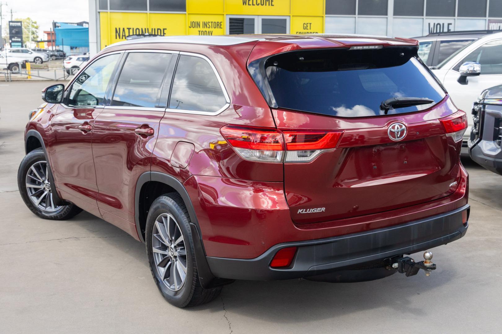 2017 Toyota Kluger GXL AWD in Red