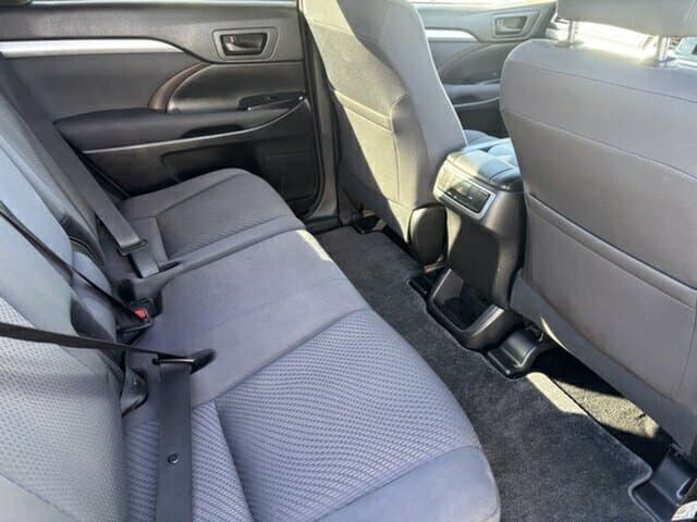 2017 Toyota Kluger GX in White