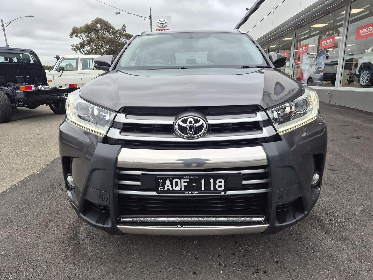 2017 Toyota Kluger GXL AWD in Grey