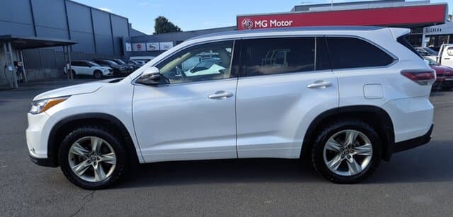 2016 Toyota Kluger AWD GRANDE in White