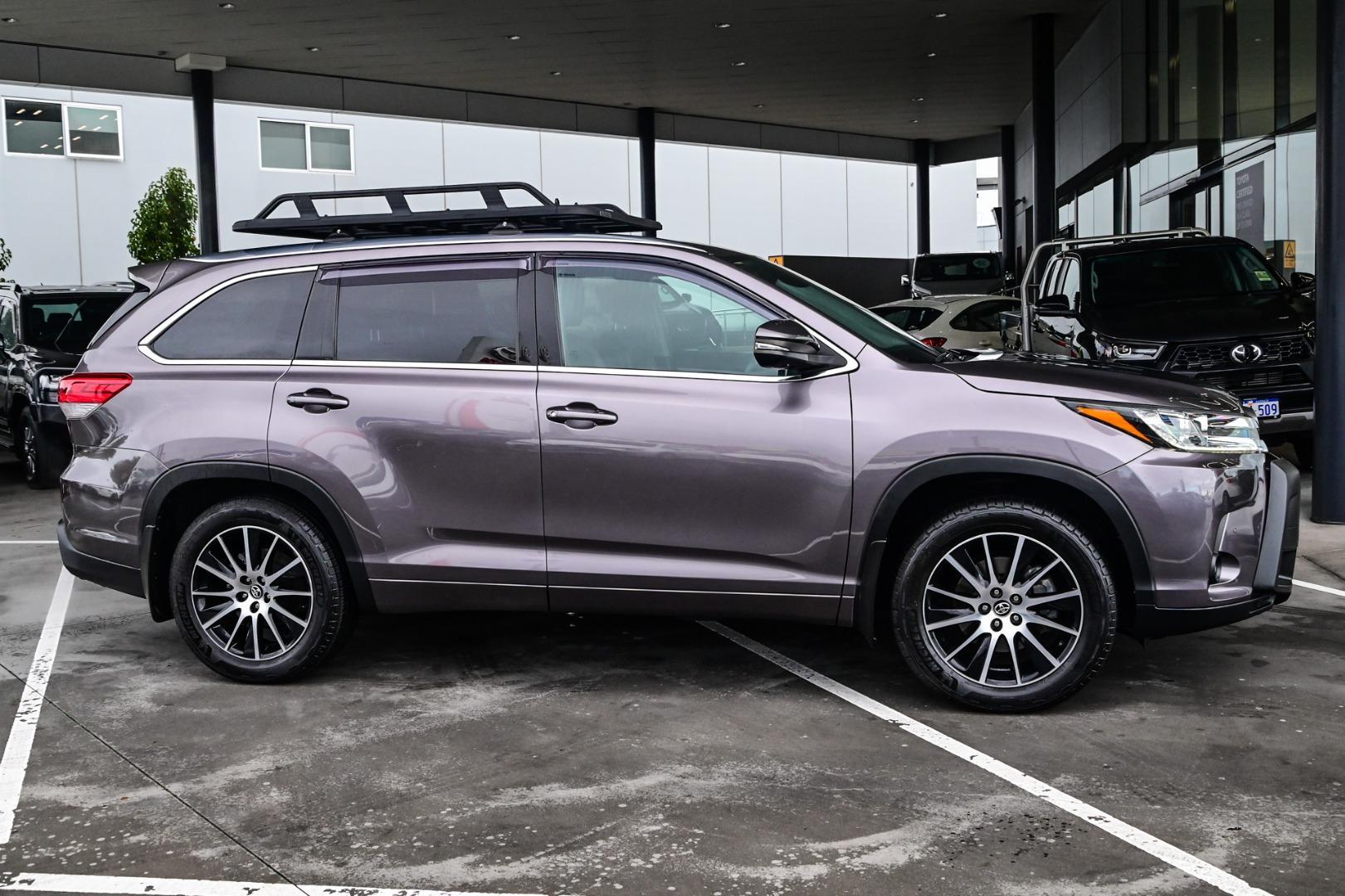 2019 Toyota Kluger Grande AWD in Grey