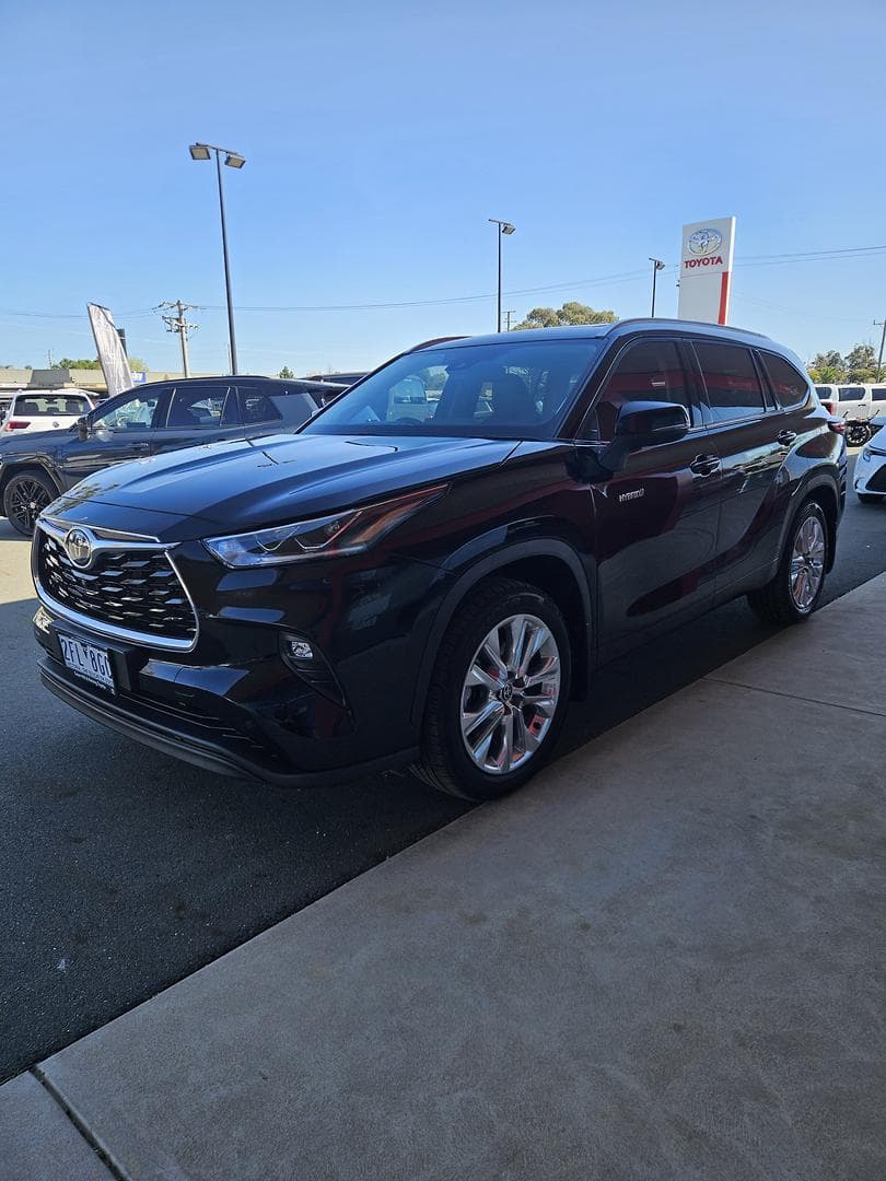 2021 Toyota Kluger AWD GRANDE in Black