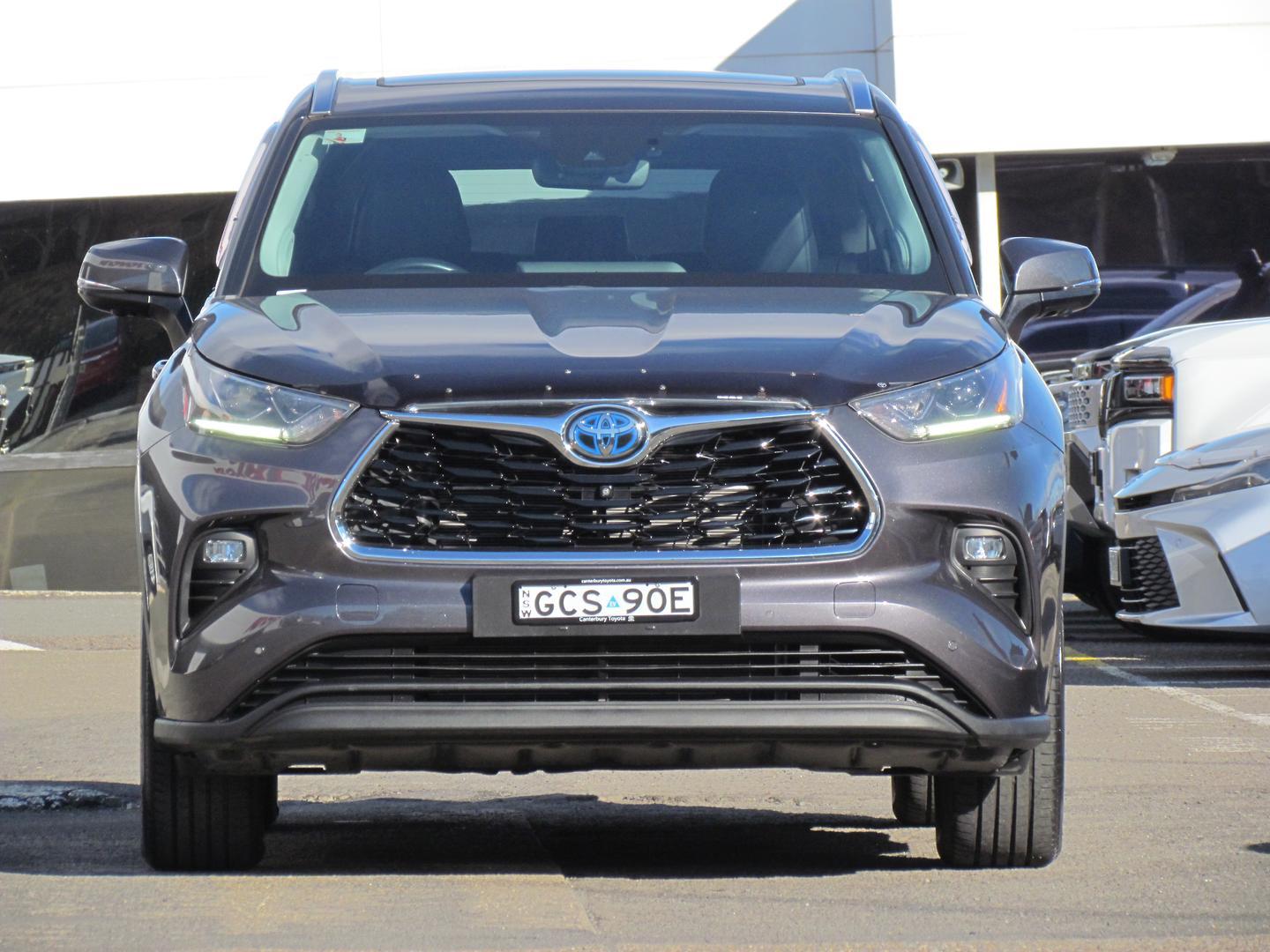 2023 Toyota Kluger AWD GRANDE in Silver