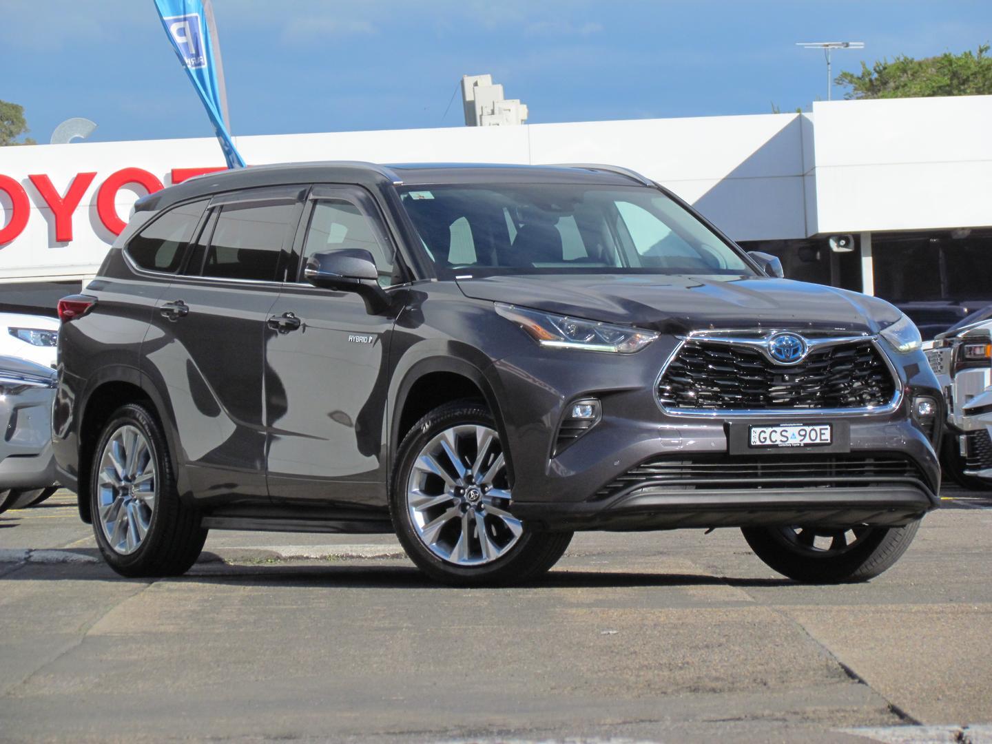 2023 Toyota Kluger AWD GRANDE in Silver
