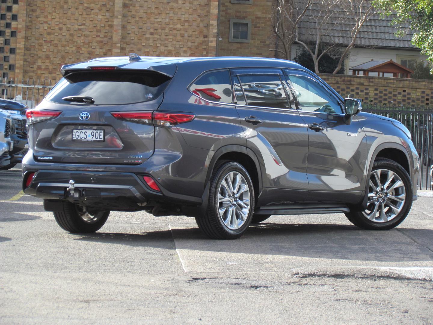 2023 Toyota Kluger AWD GRANDE in Silver