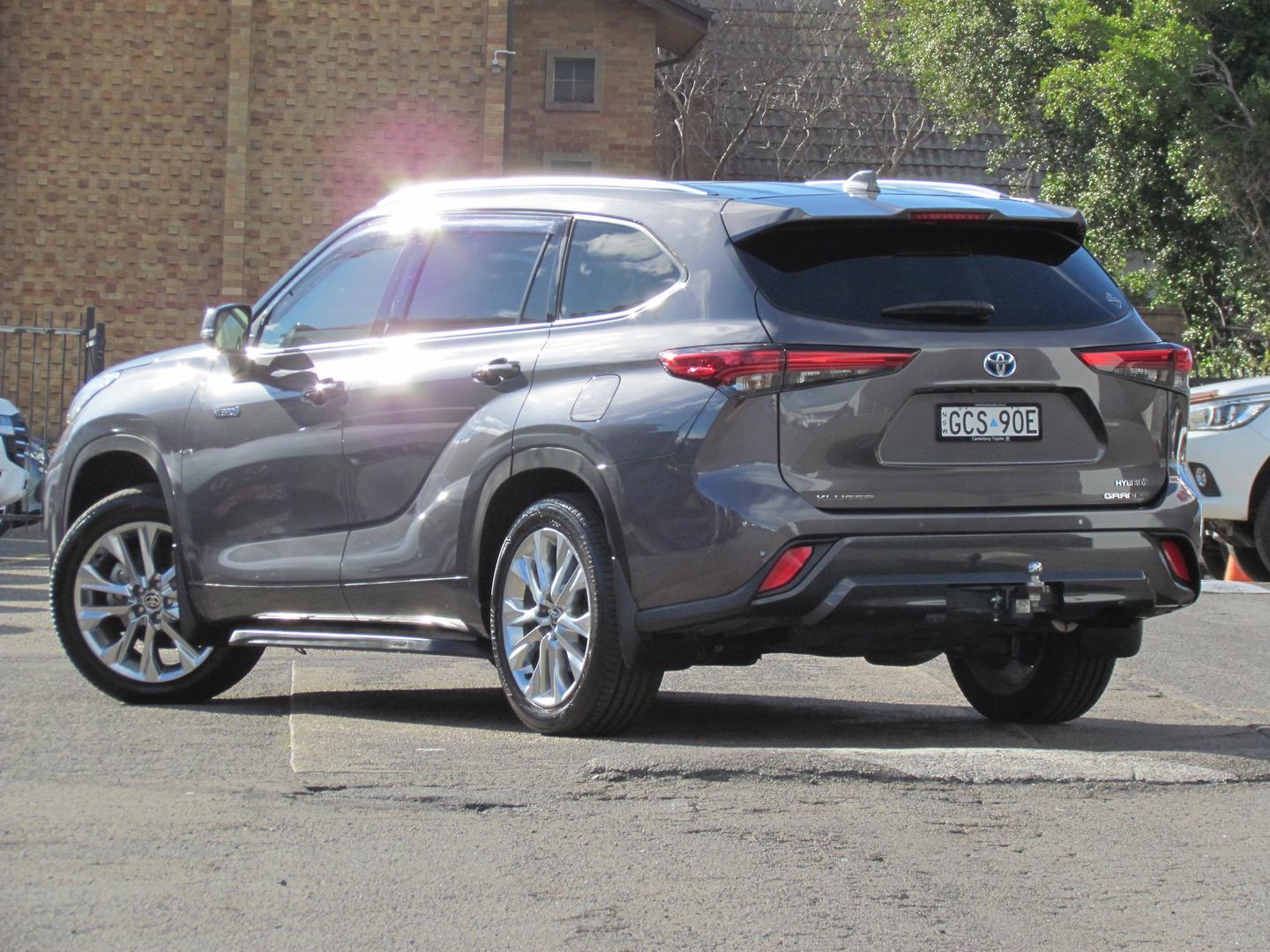 2023 Toyota Kluger AWD GRANDE in Silver