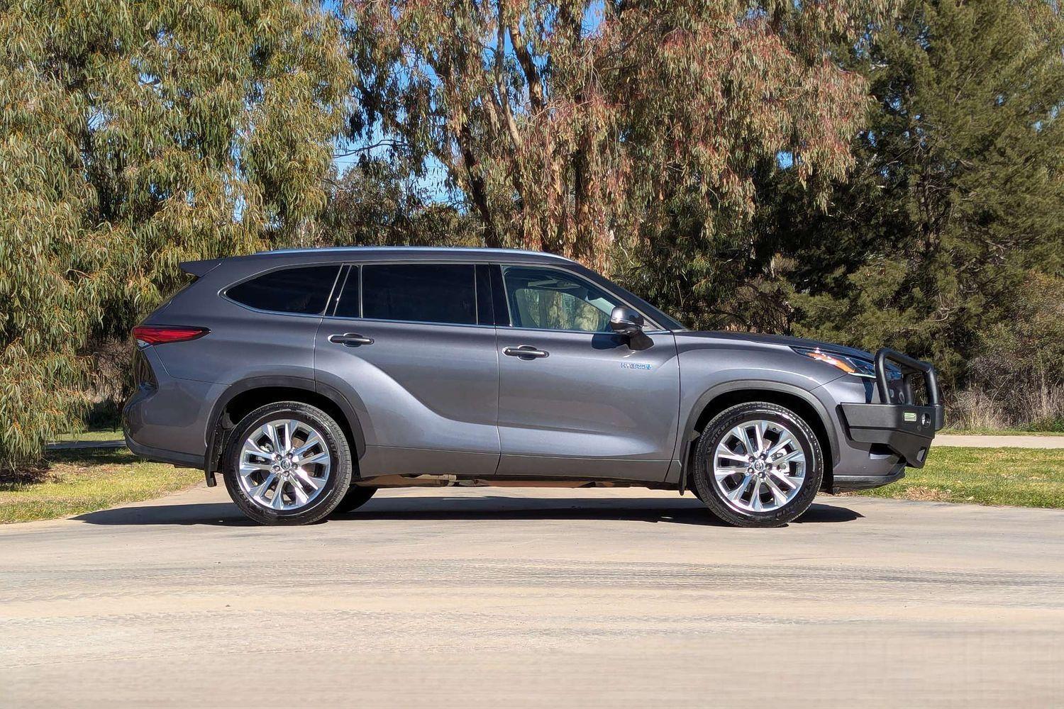 2023 Toyota Kluger AWD GRANDE in Silver