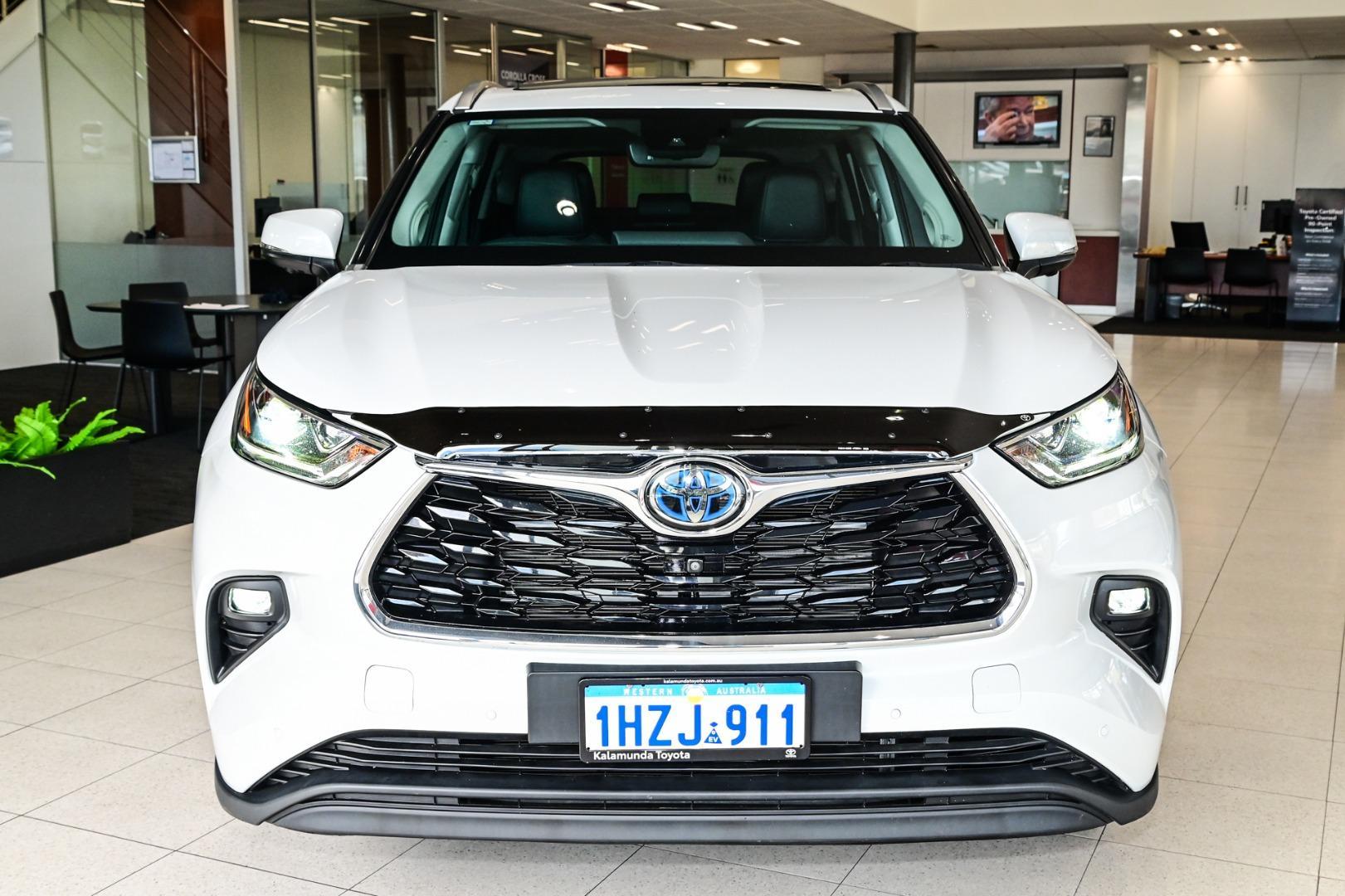 2023 Toyota Kluger GRANDE in White