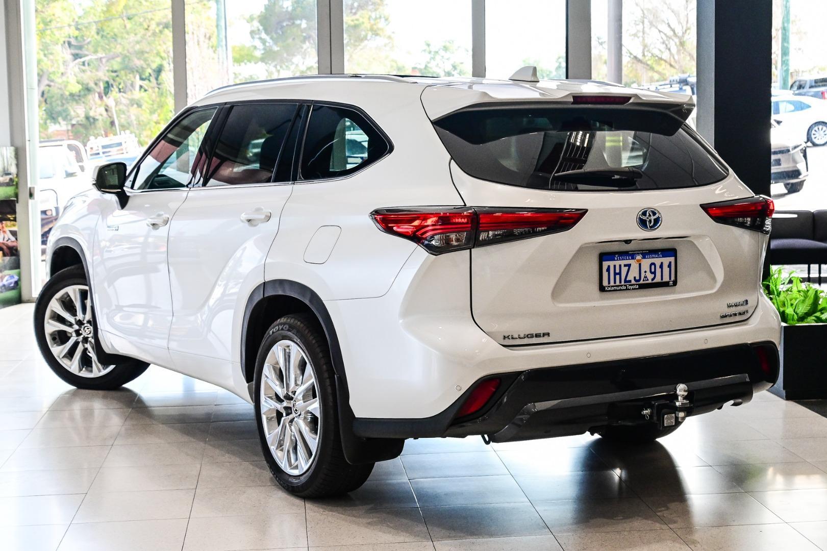 2023 Toyota Kluger GRANDE in White