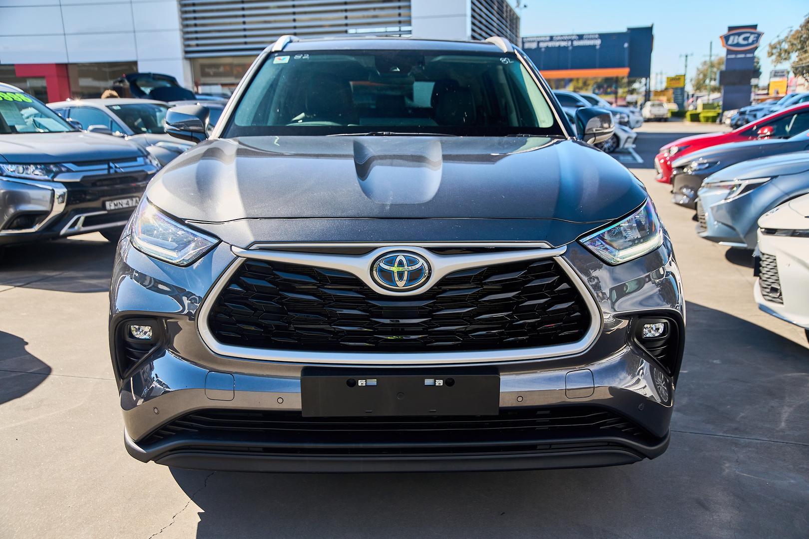 2023 Toyota Kluger GXL AWD in Silver