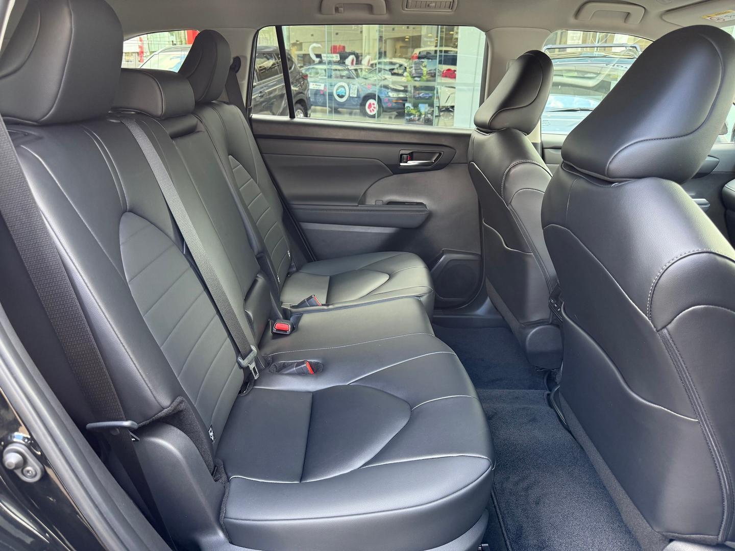 2024 Toyota Kluger GXL AWD in Black