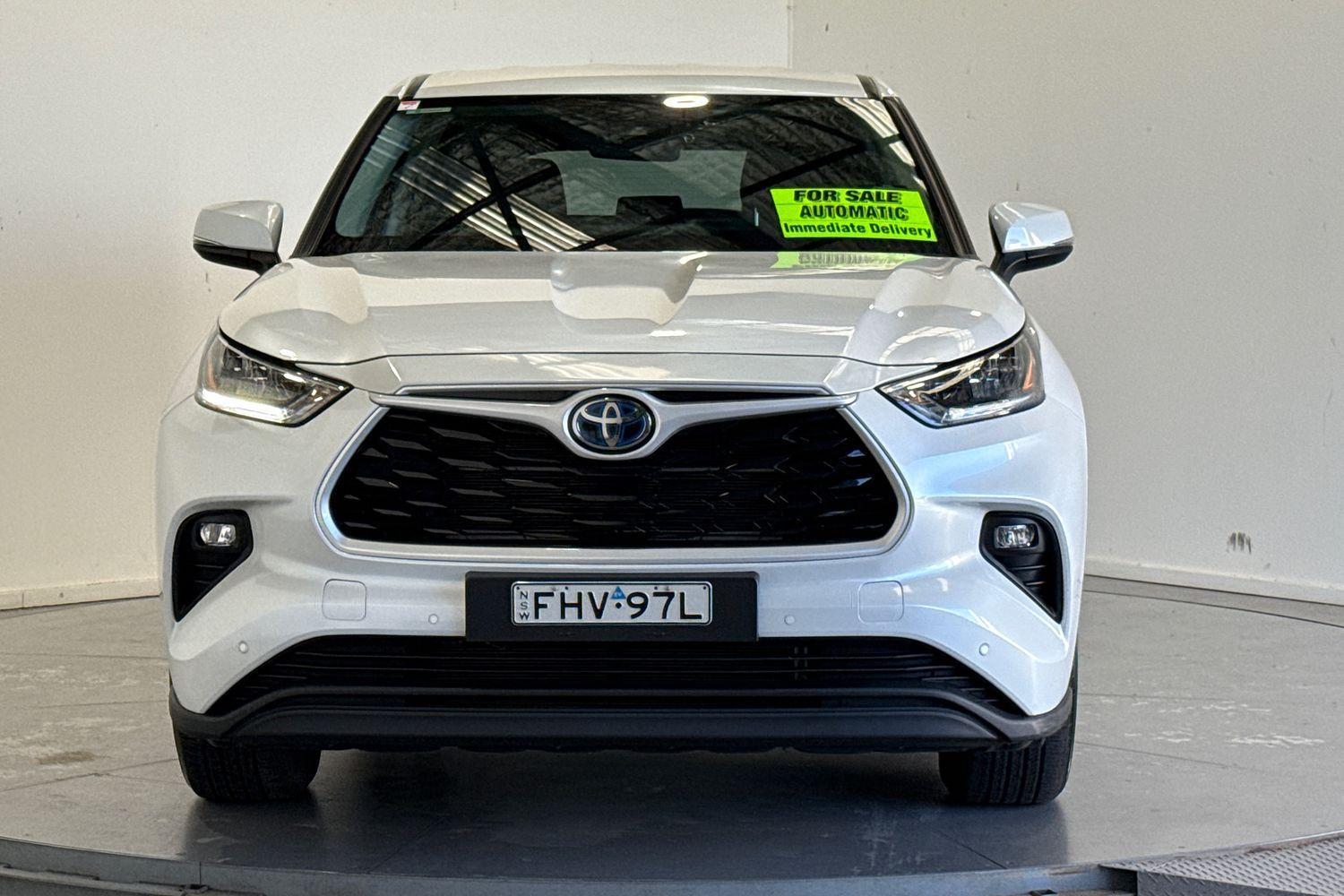 2024 Toyota Kluger GX AWD in White