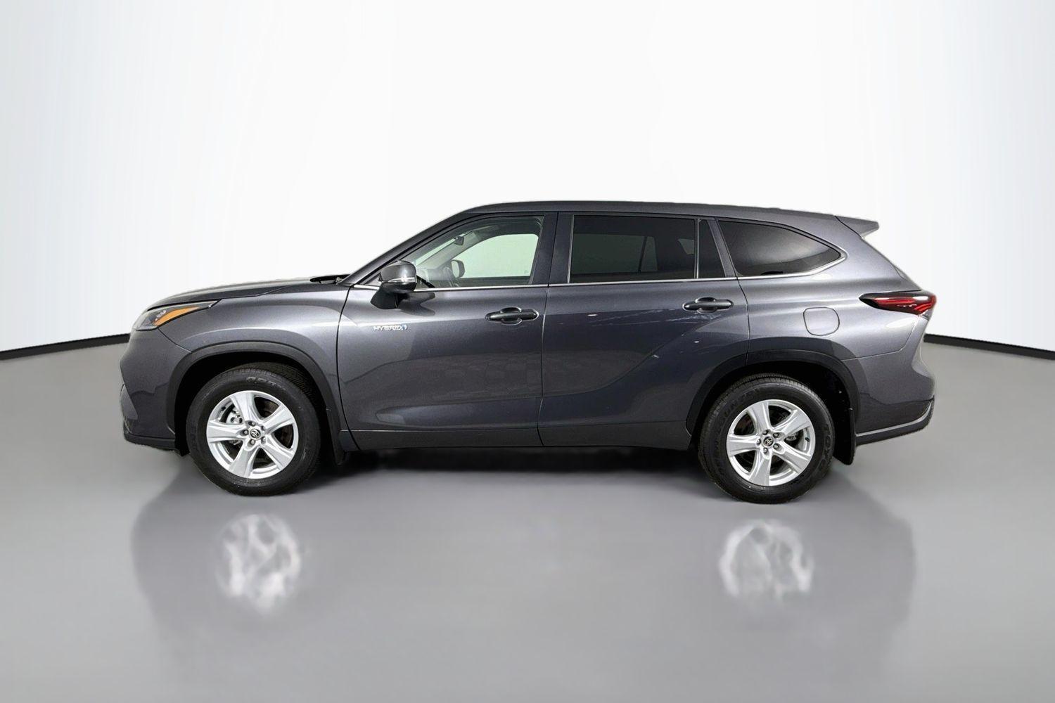 2024 Toyota Kluger GX in Grey