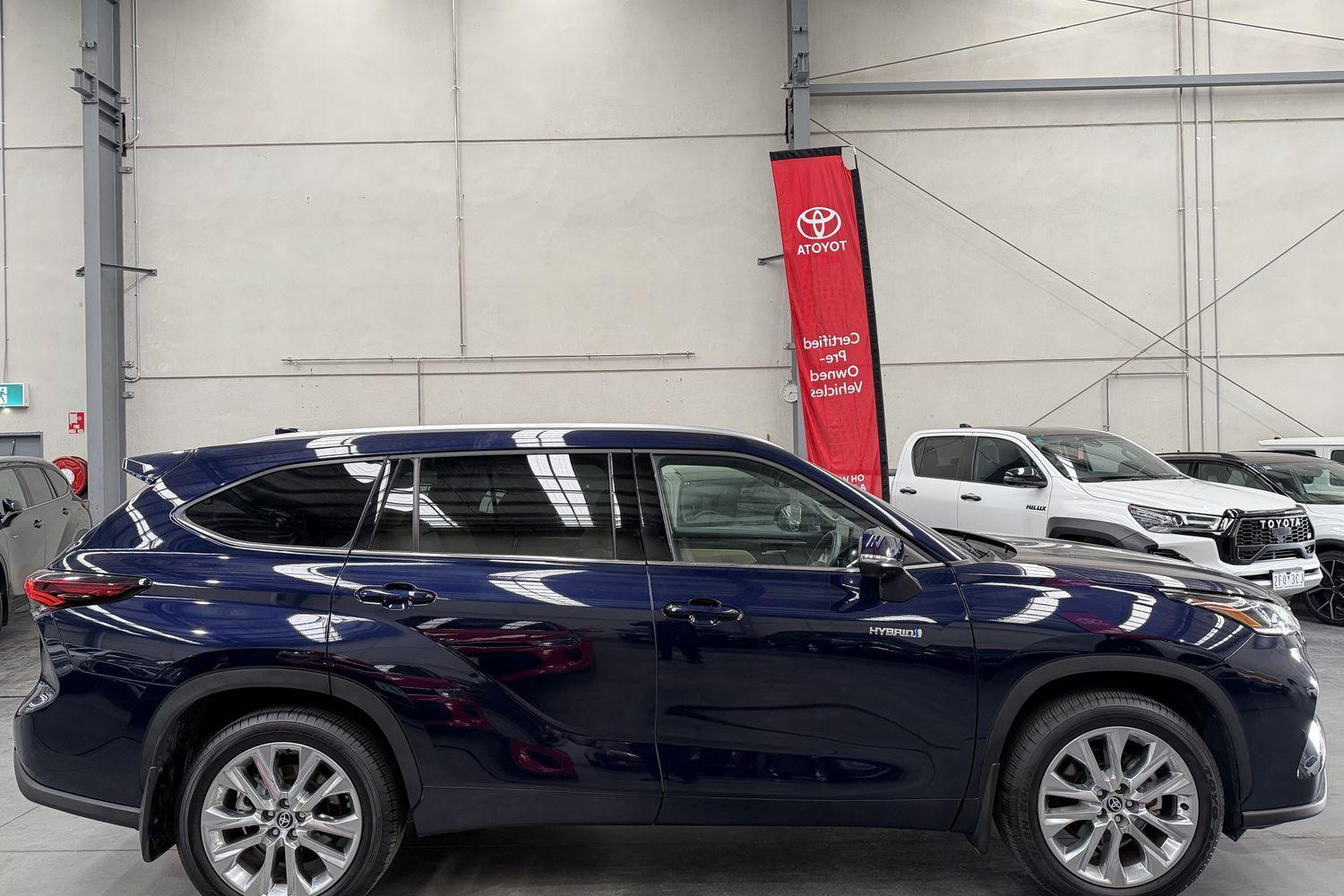 2024 Toyota Kluger AWD GRANDE in Blue