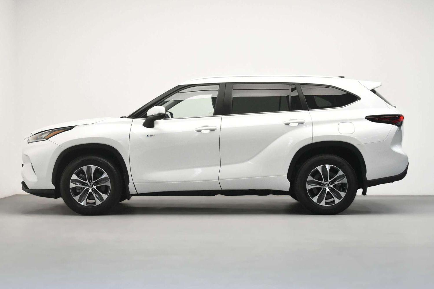 2024 Toyota Kluger GXL AWD in White