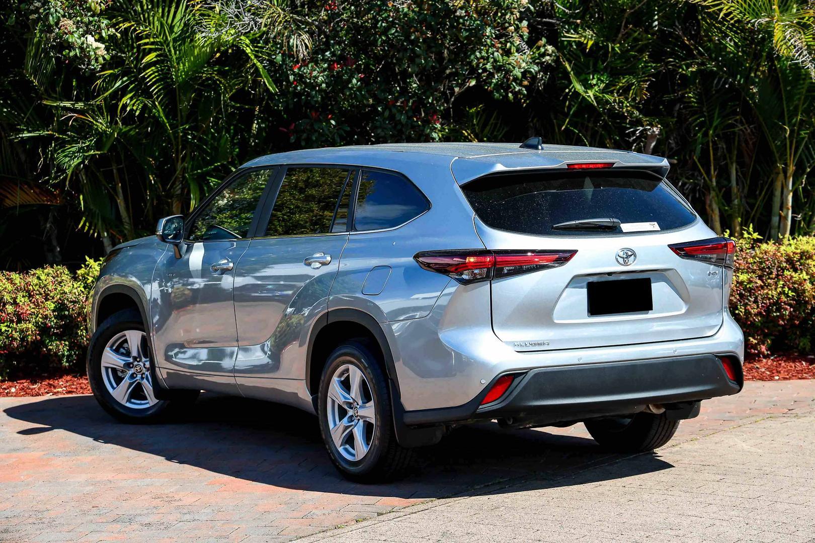 2025 Toyota Kluger GX AWD in Silver