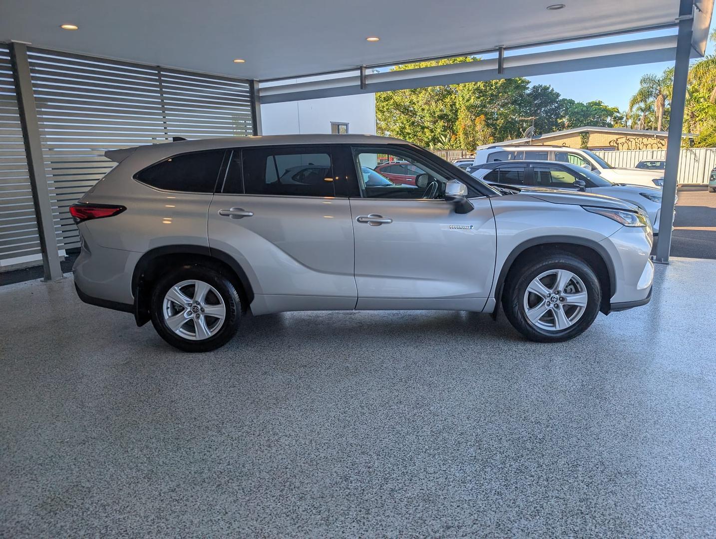 2022 Toyota Kluger GX AWD in Silver
