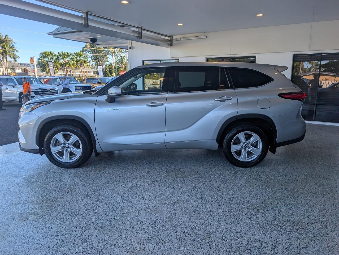 2022 Toyota Kluger GX AWD in Silver