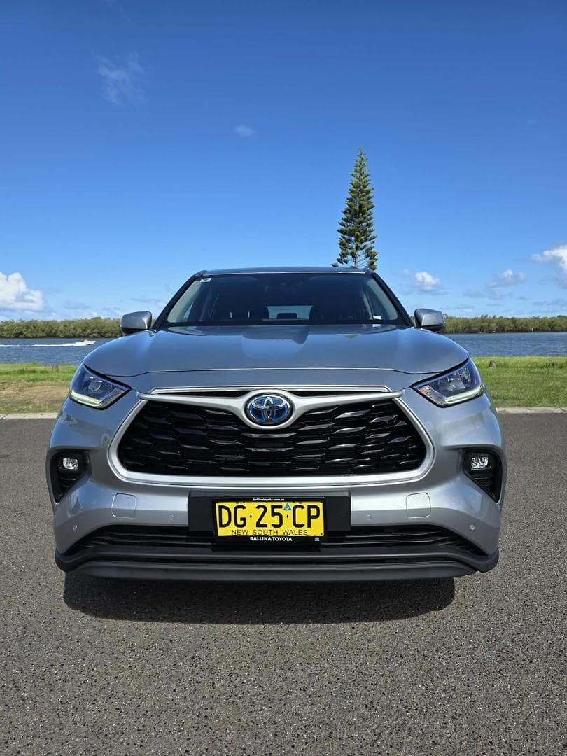 2022 Toyota Kluger GX in Silver