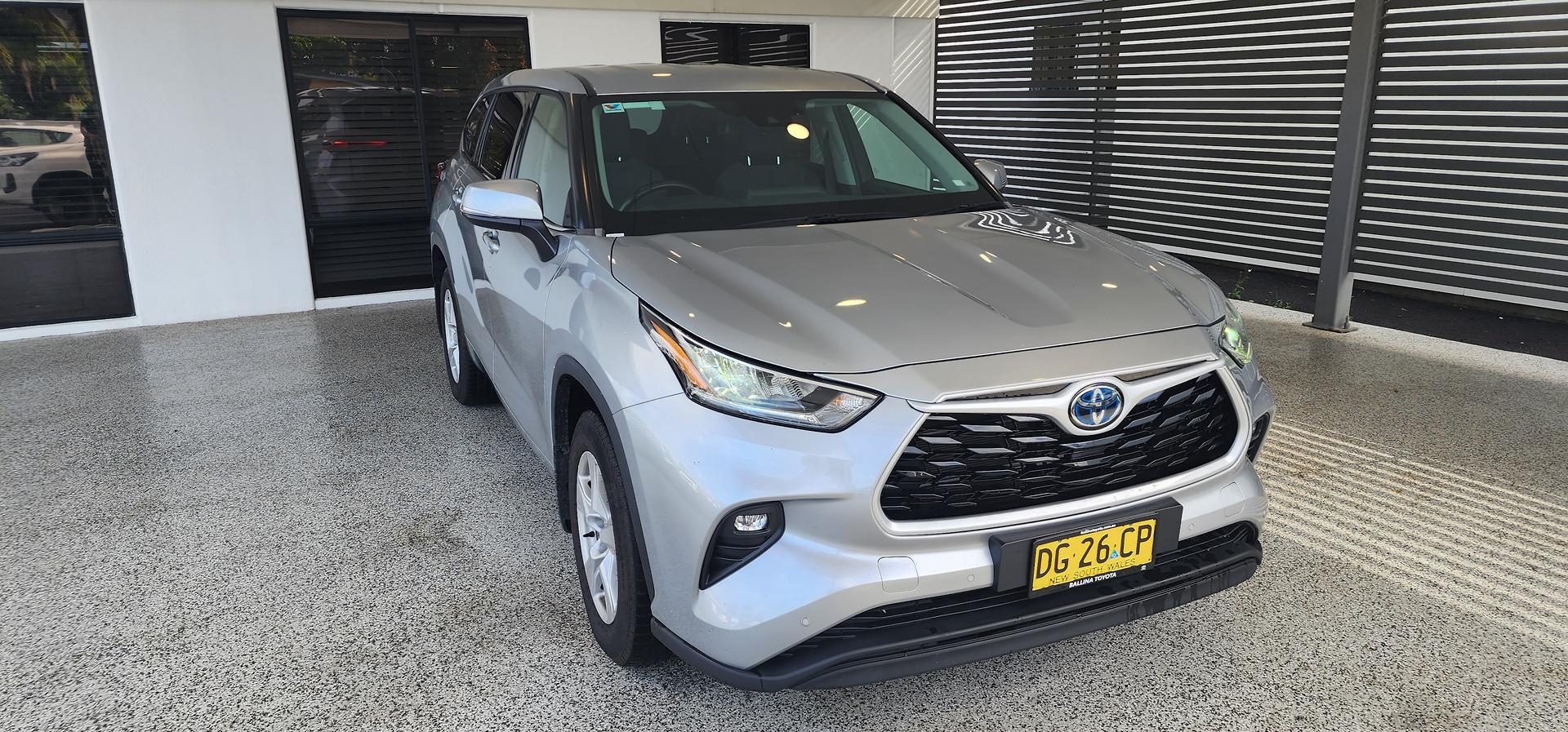 2022 Toyota Kluger GX in Silver