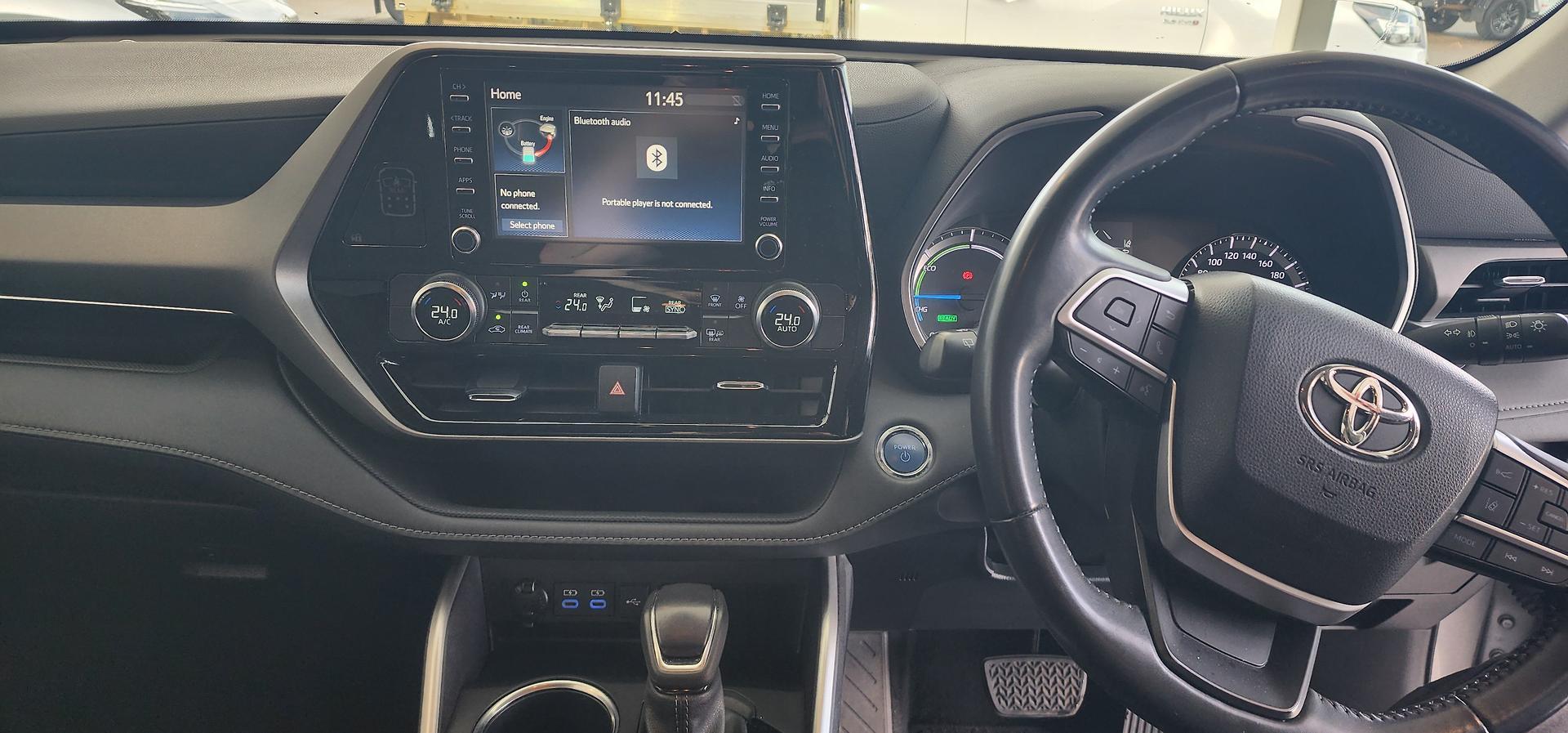 2022 Toyota Kluger GX in Silver