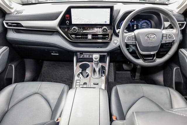 2022 Toyota Kluger AWD GRANDE in Silver