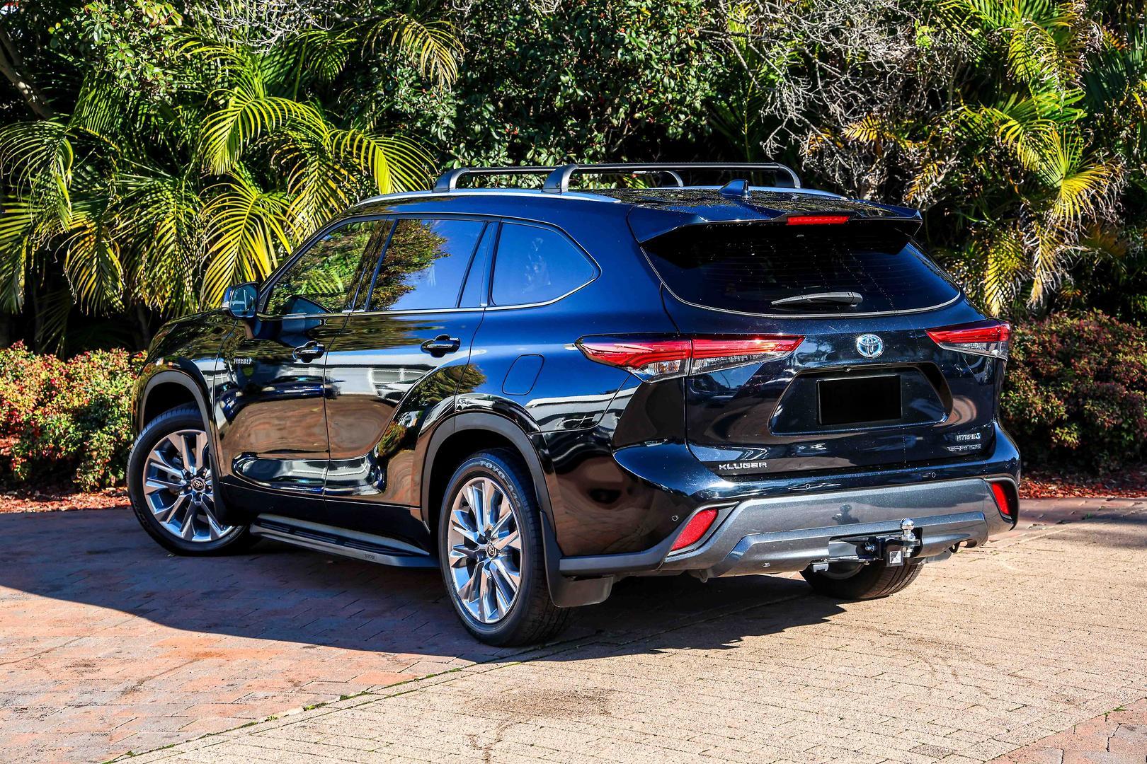 2023 Toyota Kluger AWD GRANDE in Black