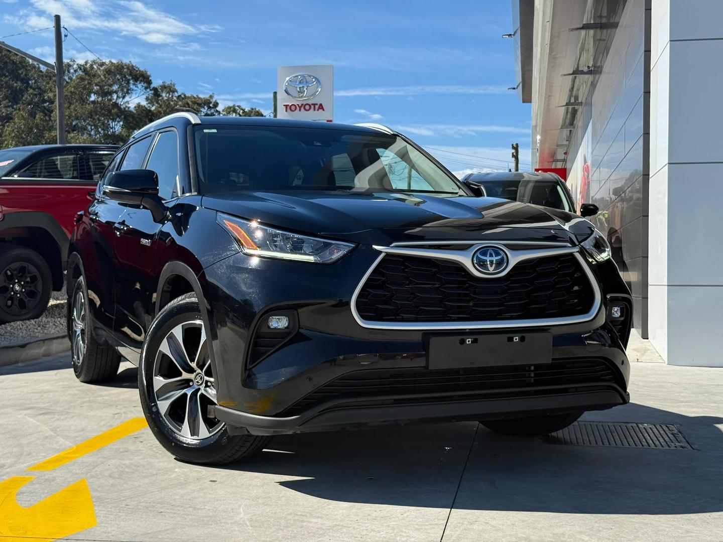 2024 Toyota Kluger GXL AWD in Black