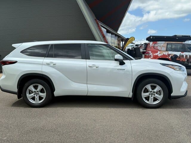 2024 Toyota Kluger GX AWD in White