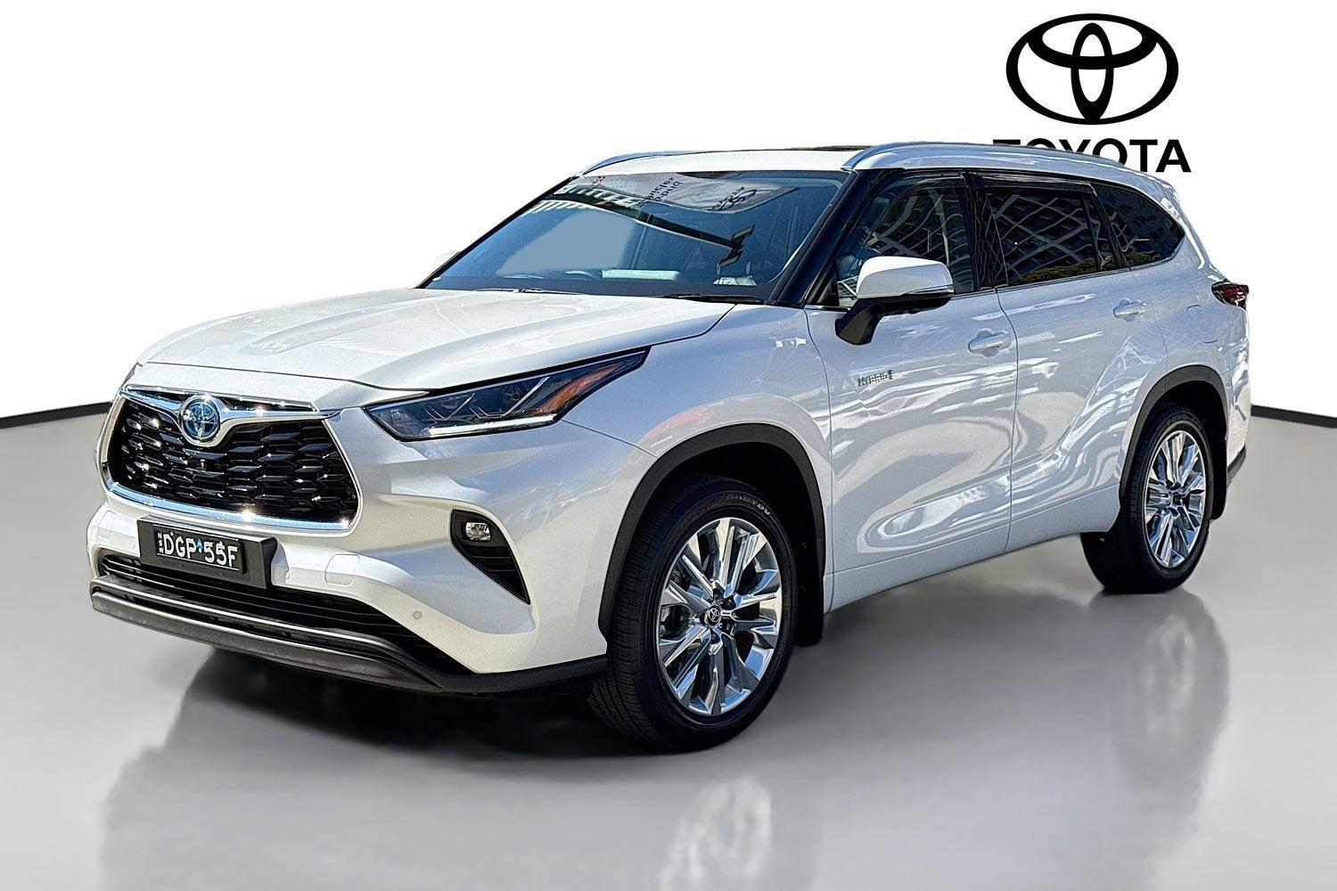 2024 Toyota Kluger AWD GRANDE in White
