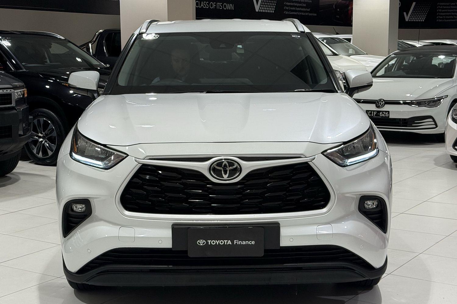 2025 Toyota Kluger GXL AWD in White