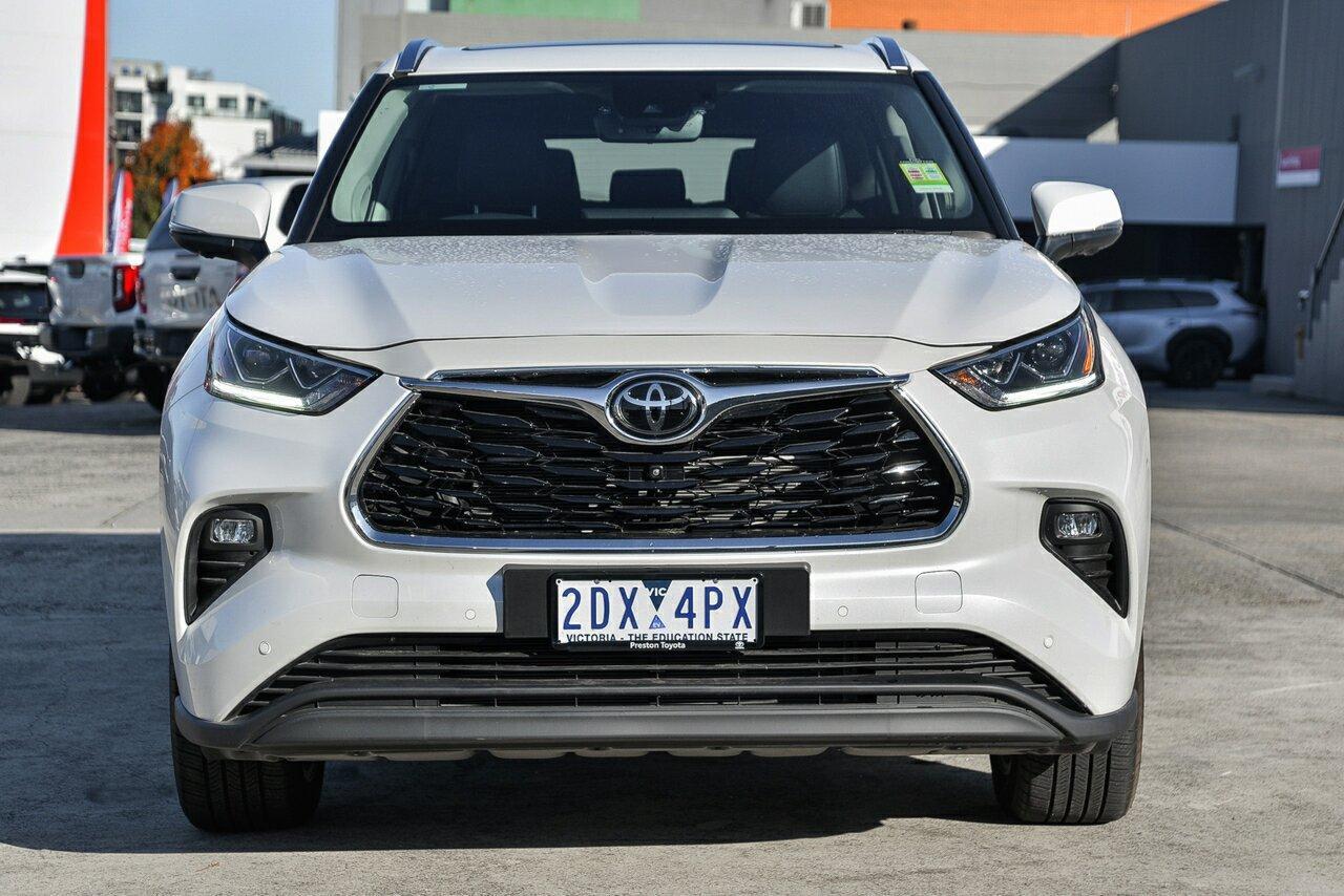 2025 Toyota Kluger AWD GRANDE in White